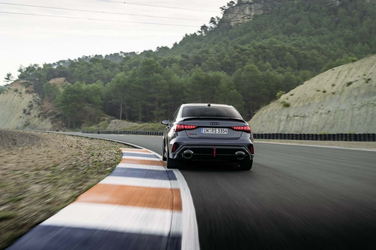 Los Audi RS son coche para la calle y el día a día del usuario entusiasta, pero que se desenvuelven bien en la exigencia de un circuito